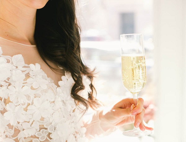 Budgetproof trouwen maar toch champagne